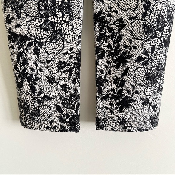 Disney | Baroque Wonder & Whimsy Pants - Picture 6 of 7